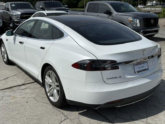 Tesla Model S 85 2015