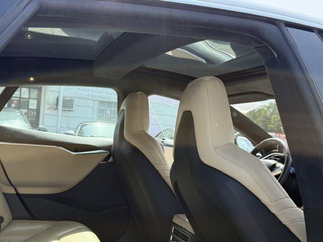 Tesla Model S 85 2015