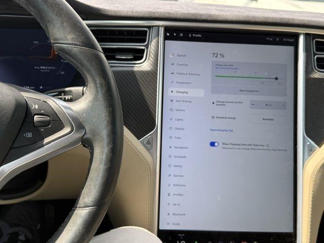 Tesla Model S 85 2015