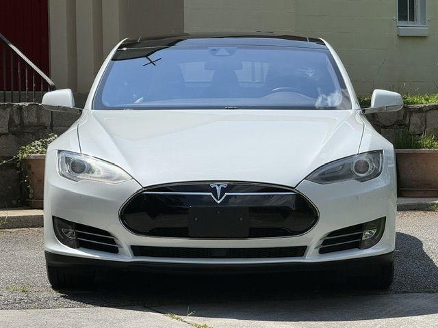 Tesla Model S 85 2015