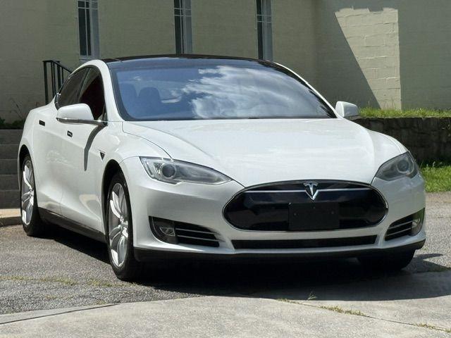 Tesla Model S 85 2015