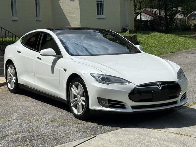 Tesla Model S 85 2015