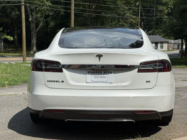 Tesla Model S 85 2015