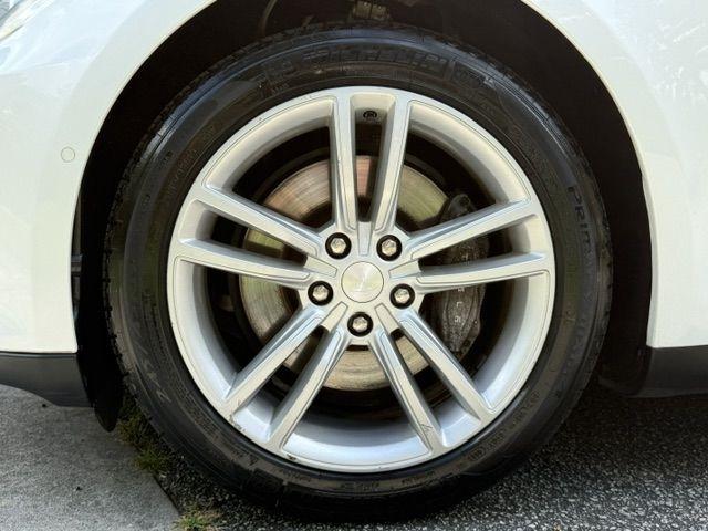 Tesla Model S 85 2015