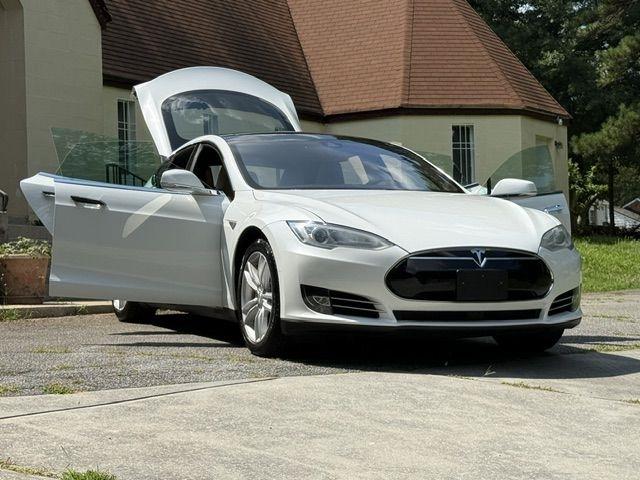 Tesla Model S 85 2015