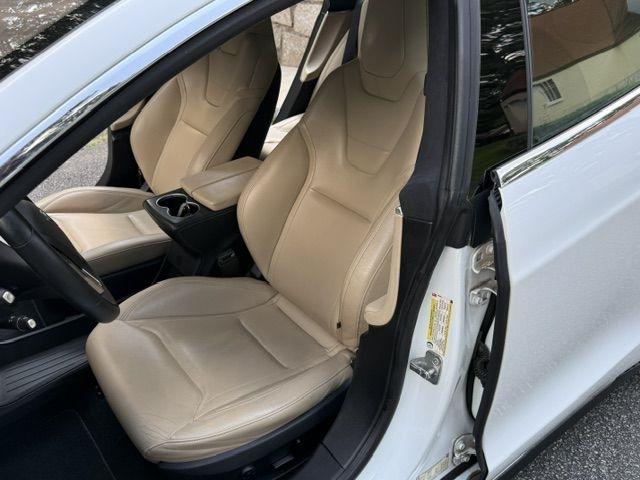 Tesla Model S 85 2015