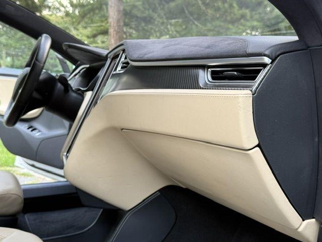 Tesla Model S 85 2015