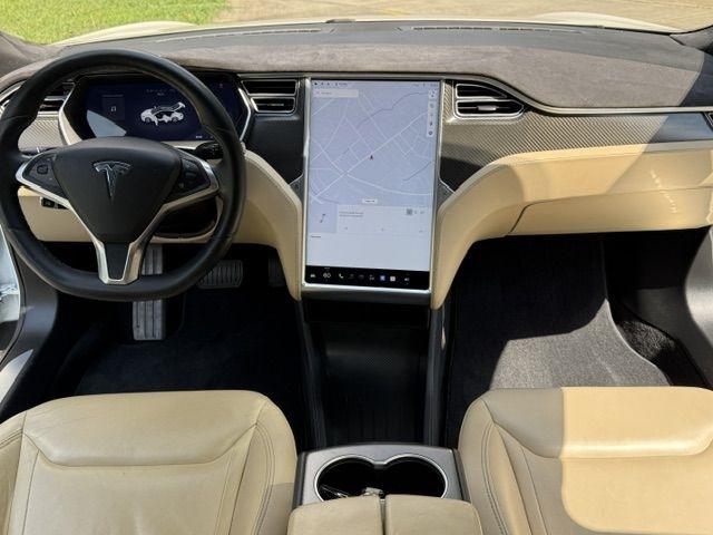 Tesla Model S 85 2015