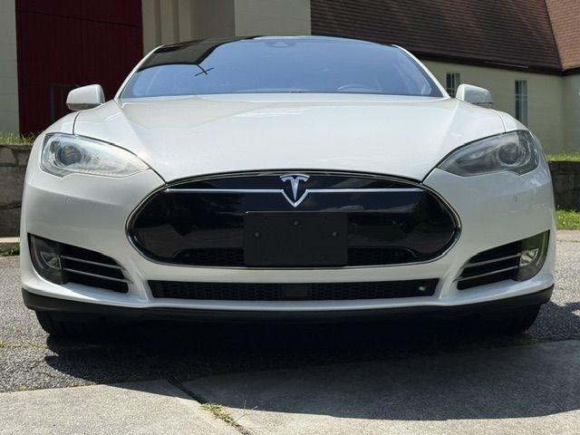 Tesla Model S 85 2015