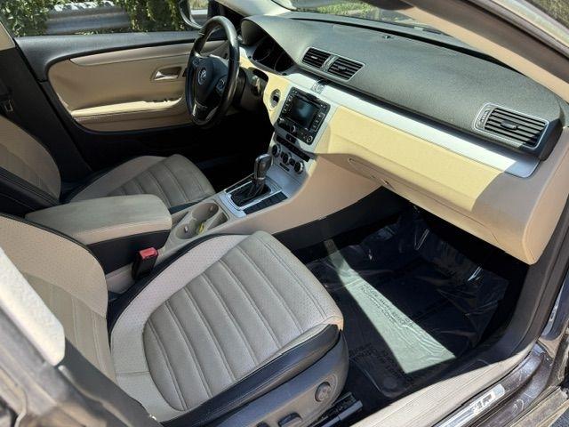 Volkswagen CC Sport w/Lighting Package 2014