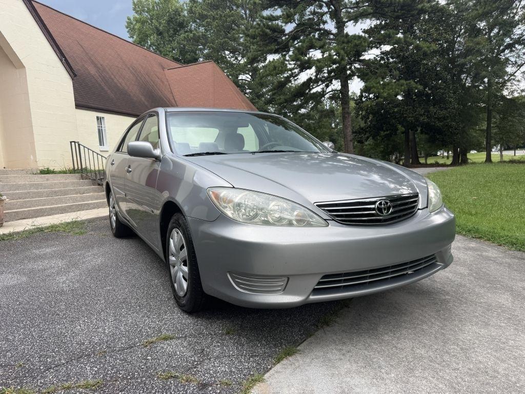 Toyota Camry LE 2005