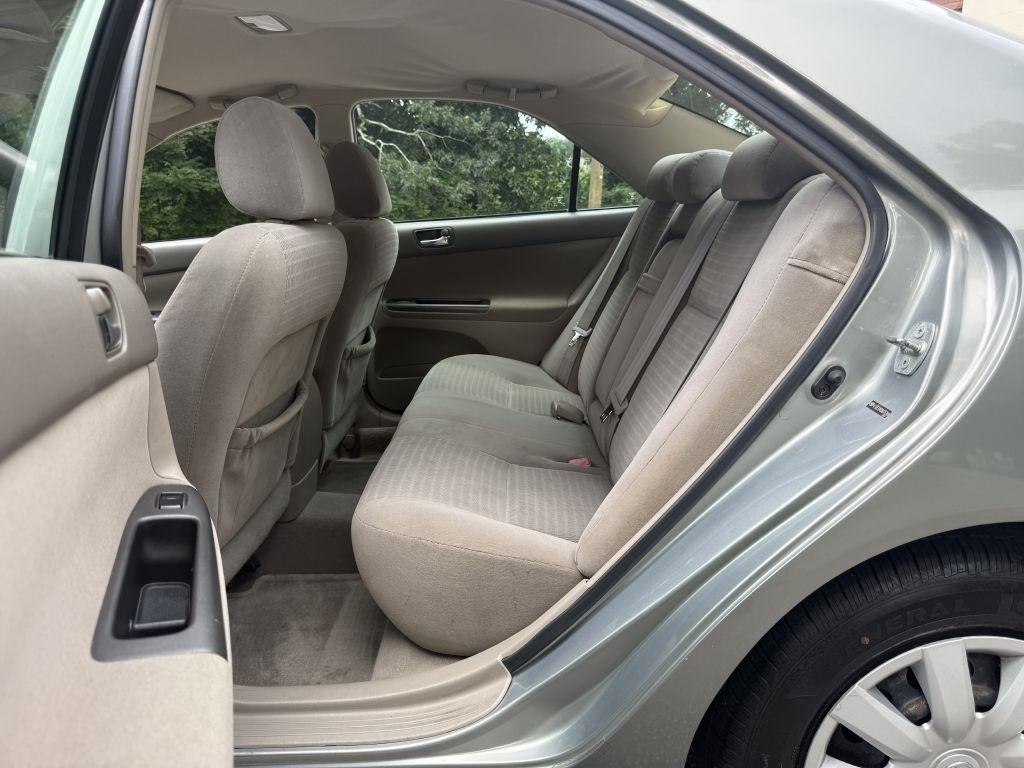 Toyota Camry LE 2005