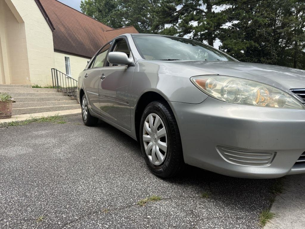 Toyota Camry LE 2005