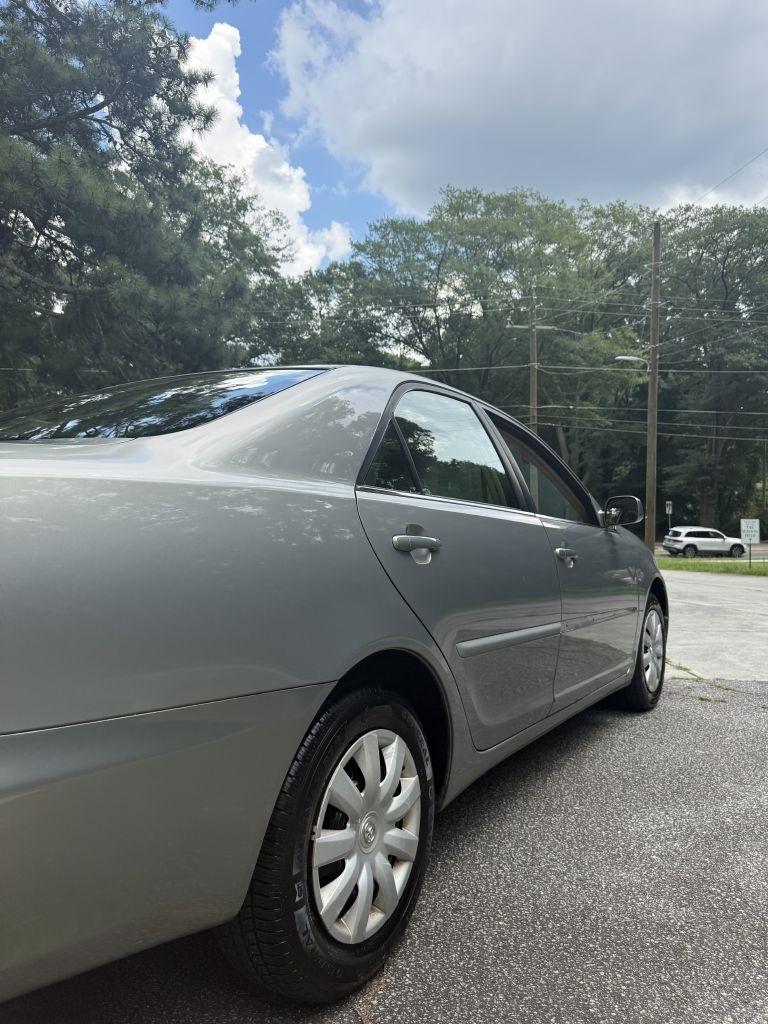 Toyota Camry LE 2005