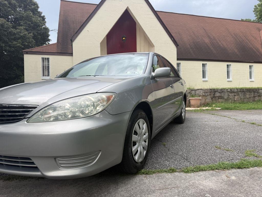 Toyota Camry LE 2005