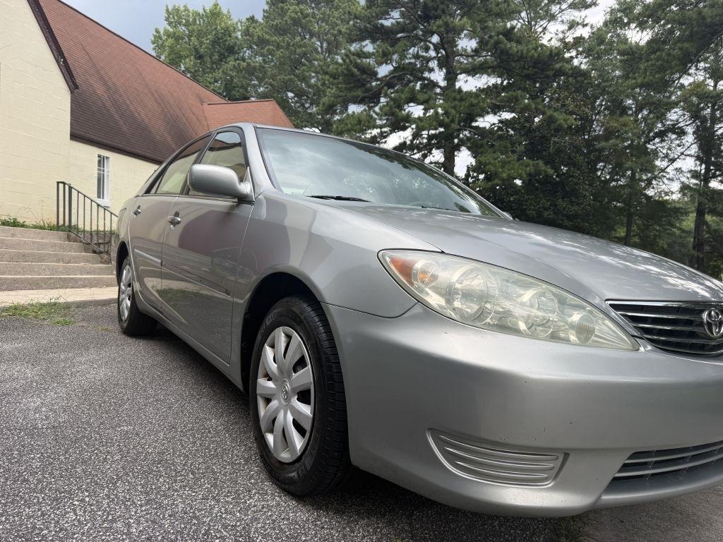 Toyota Camry LE 2005