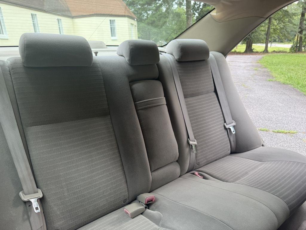 Toyota Camry LE 2005