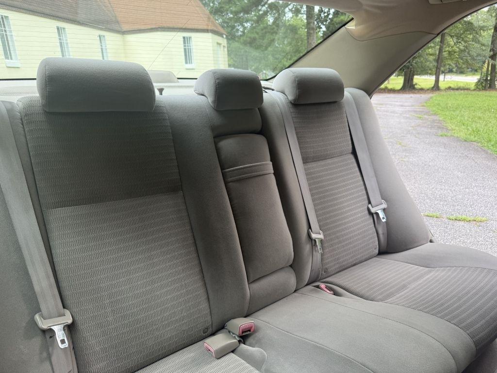 Toyota Camry LE 2005