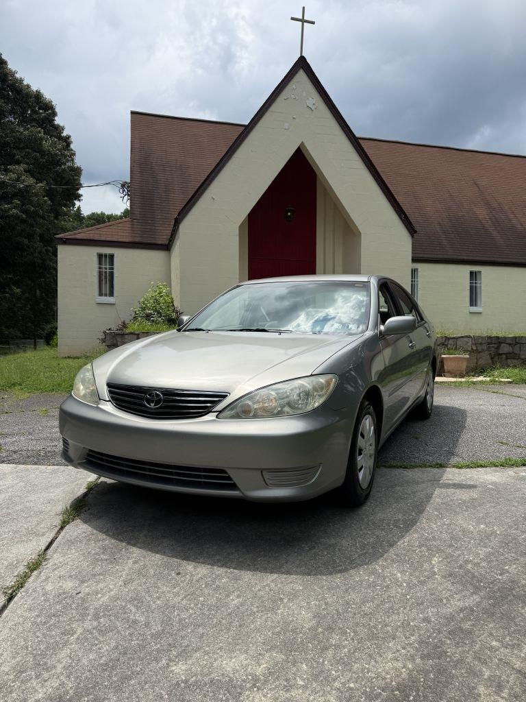 Toyota Camry LE 2005