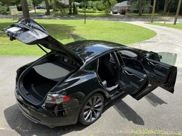 Tesla Model S P90D 2016
