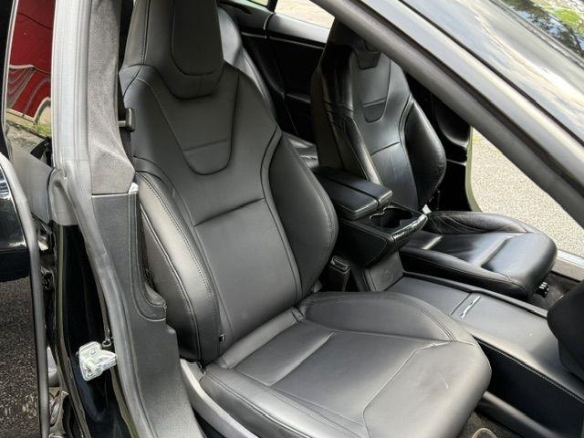 Tesla Model S P90D 2016