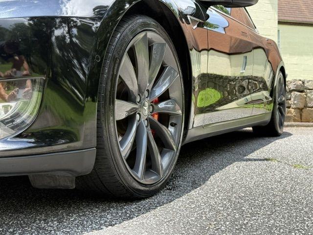 Tesla Model S P90D 2016