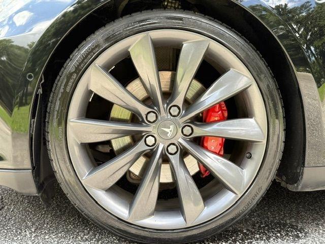 Tesla Model S P90D 2016