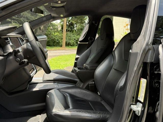 Tesla Model S P90D 2016
