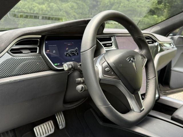Tesla Model S P90D 2016