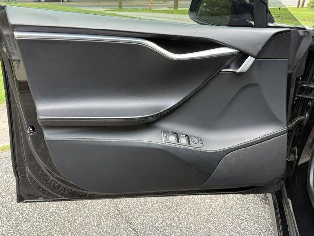 Tesla Model S P90D 2016