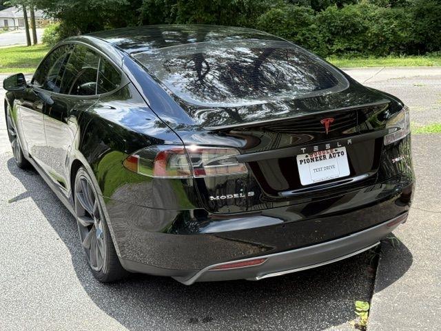Tesla Model S P90D 2016
