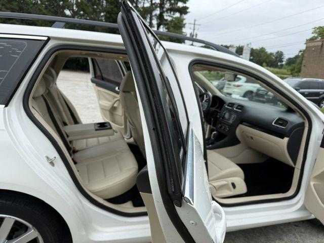 Volkswagen Jetta  2012