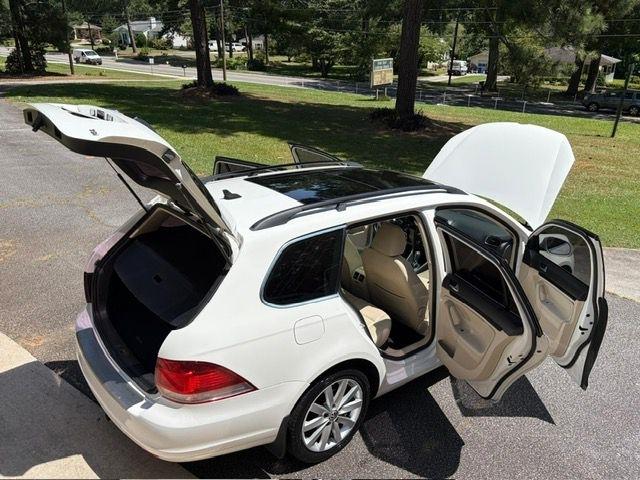 Volkswagen Jetta  2012