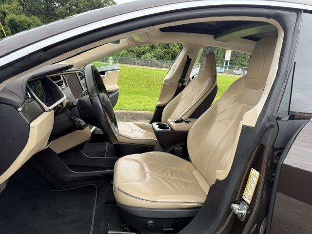 Tesla Model S Base 2013
