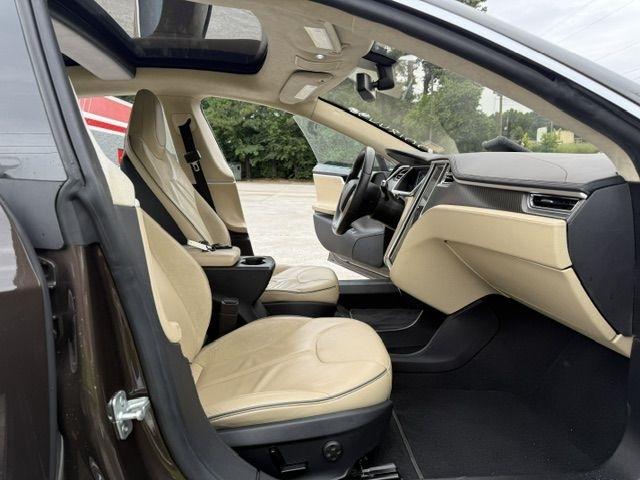 Tesla Model S Base 2013