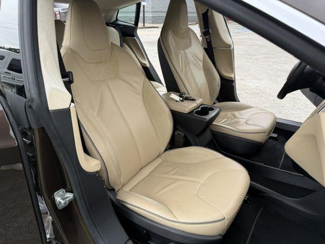 Tesla Model S Base 2013