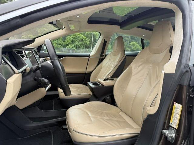 Tesla Model S Base 2013