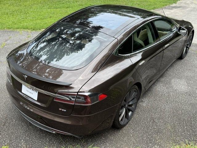 Tesla Model S Base 2013