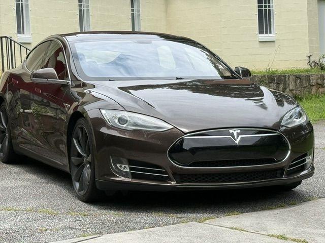 Tesla Model S Base 2013