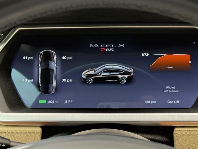 Tesla Model S Base 2013