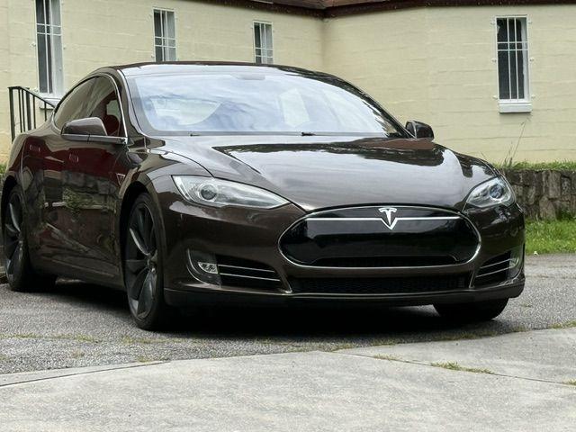 Tesla Model S Base 2013