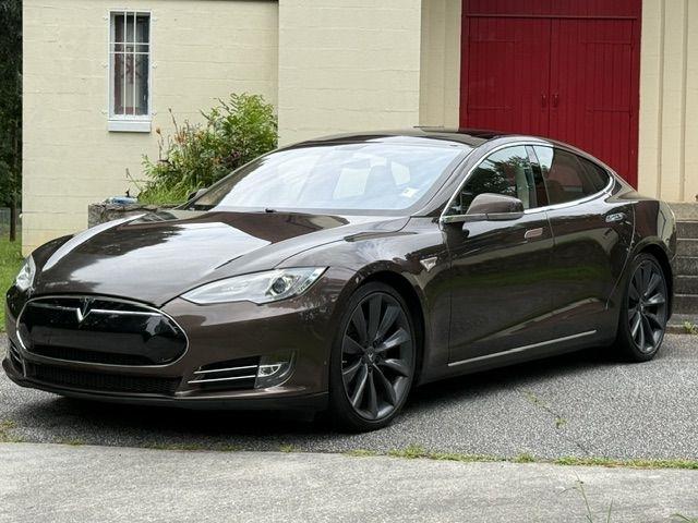 Tesla Model S Base 2013