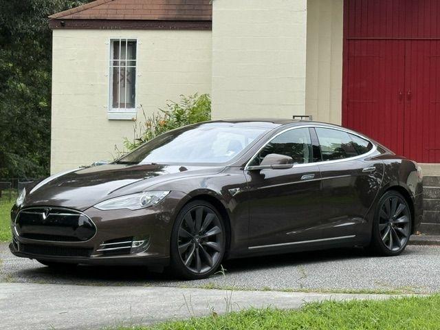 Tesla Model S Base 2013