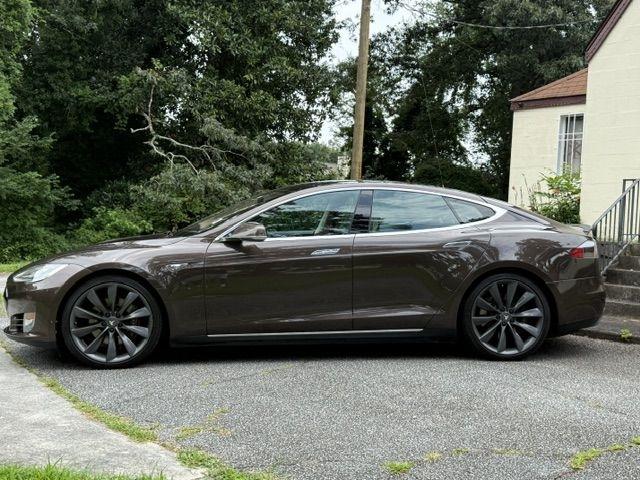 Tesla Model S Base 2013