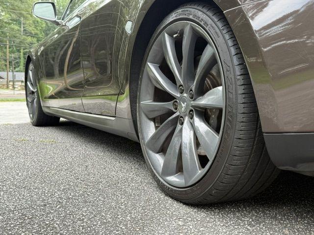 Tesla Model S Base 2013