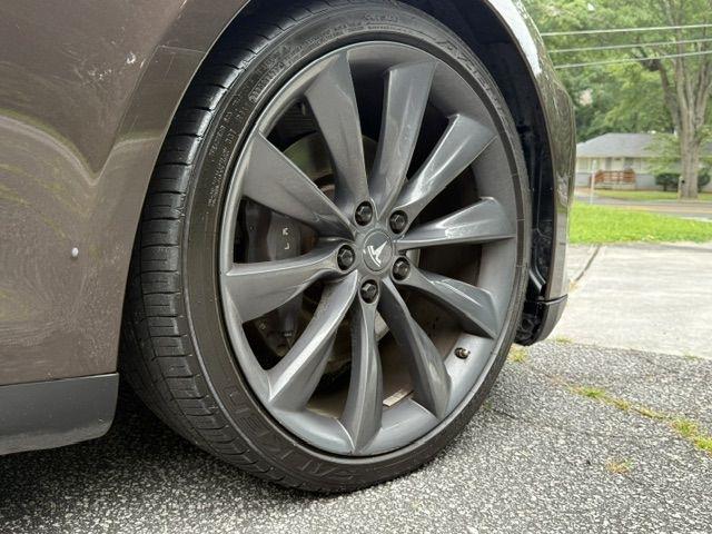 Tesla Model S Base 2013