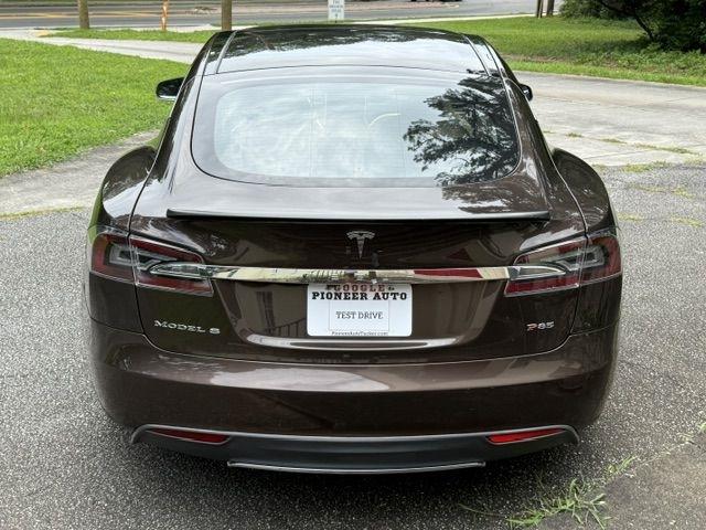 Tesla Model S Base 2013