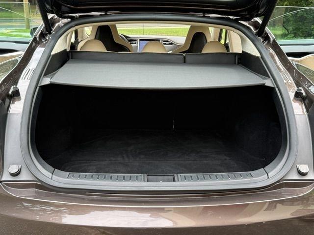 Tesla Model S Base 2013