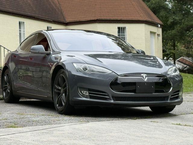 Tesla Model S Base 2013