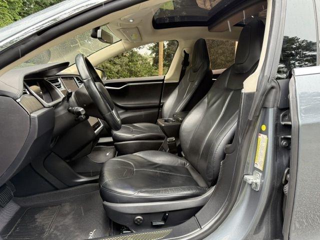 Tesla Model S Base 2013